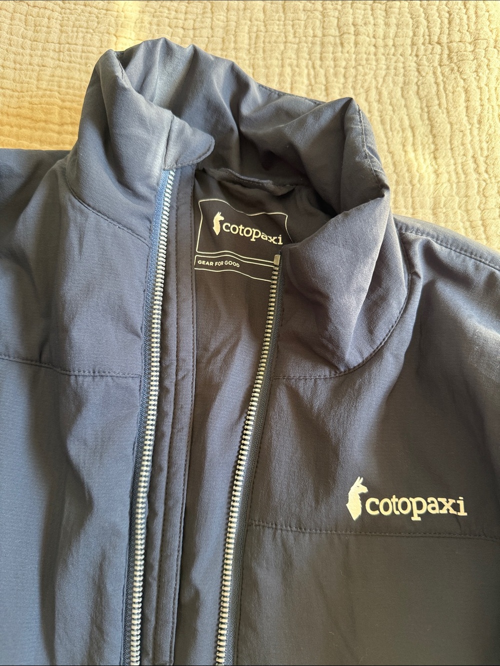 Cotopaxi Gray Women’s Light Puffer Zip Jacket XS